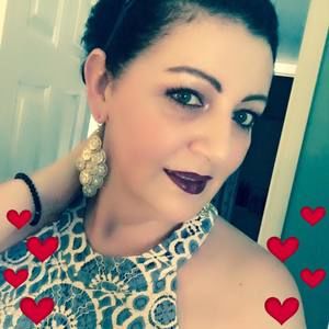 Meet your Posher, Amira